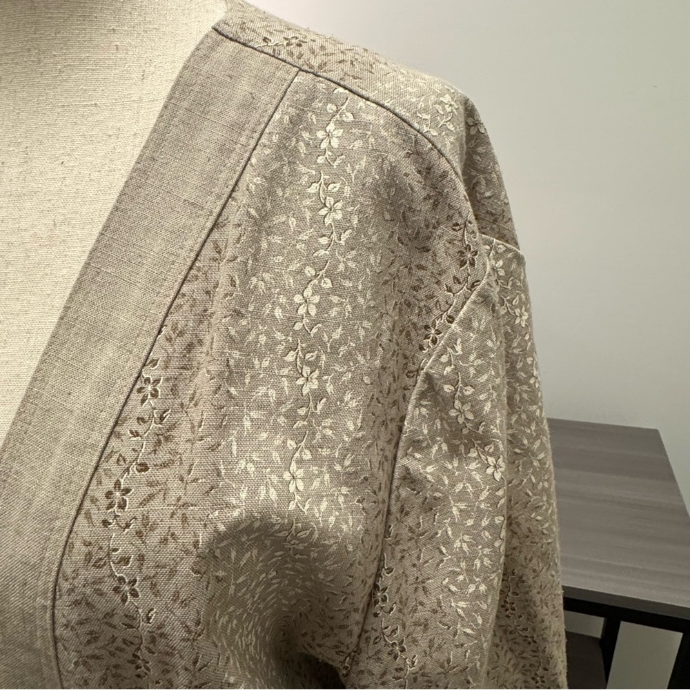 Vintage 1970s–1980s Lady Carole of New York Gold Floral Jacquard Jacket –Size 16 - Picture 2 of 9